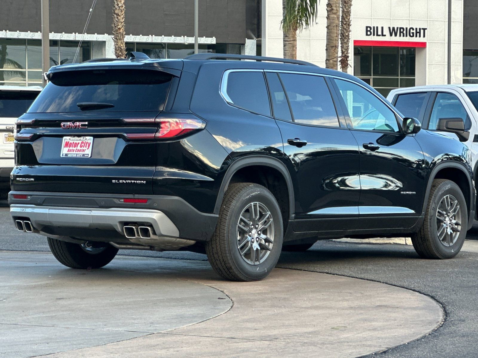 New 2026 GMC Acadia Elevation FWD image 4