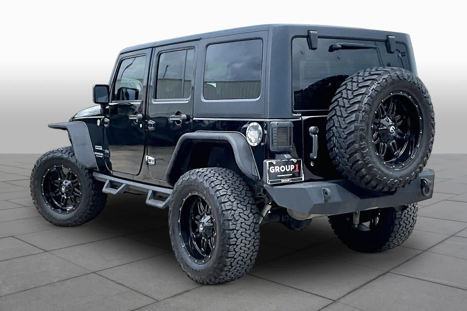 Used 2014 Jeep Wrangler Unlimited Sport AWD/4WD image 11