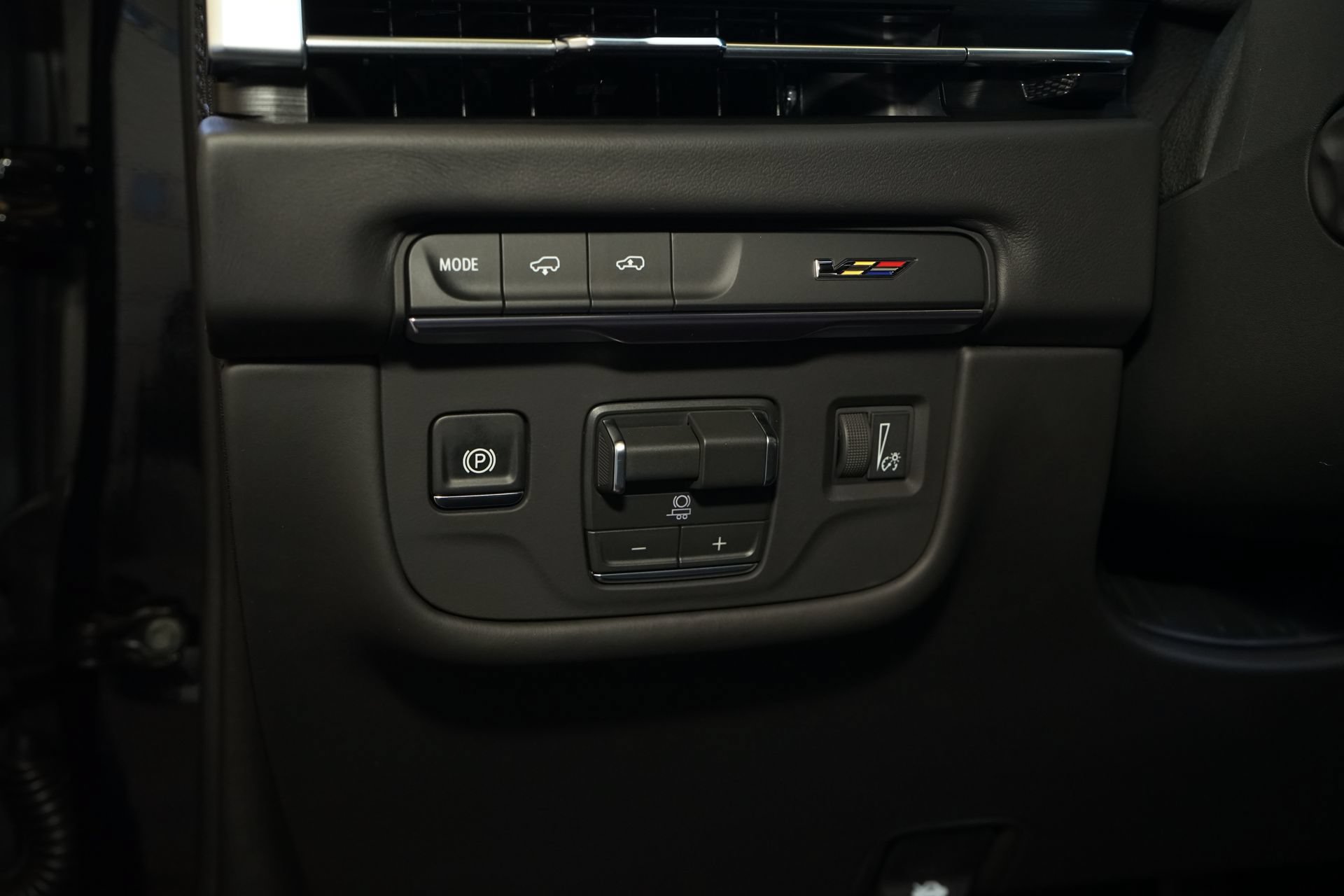 Used 2026 Cadillac Escalade V AWD/4WD image 36