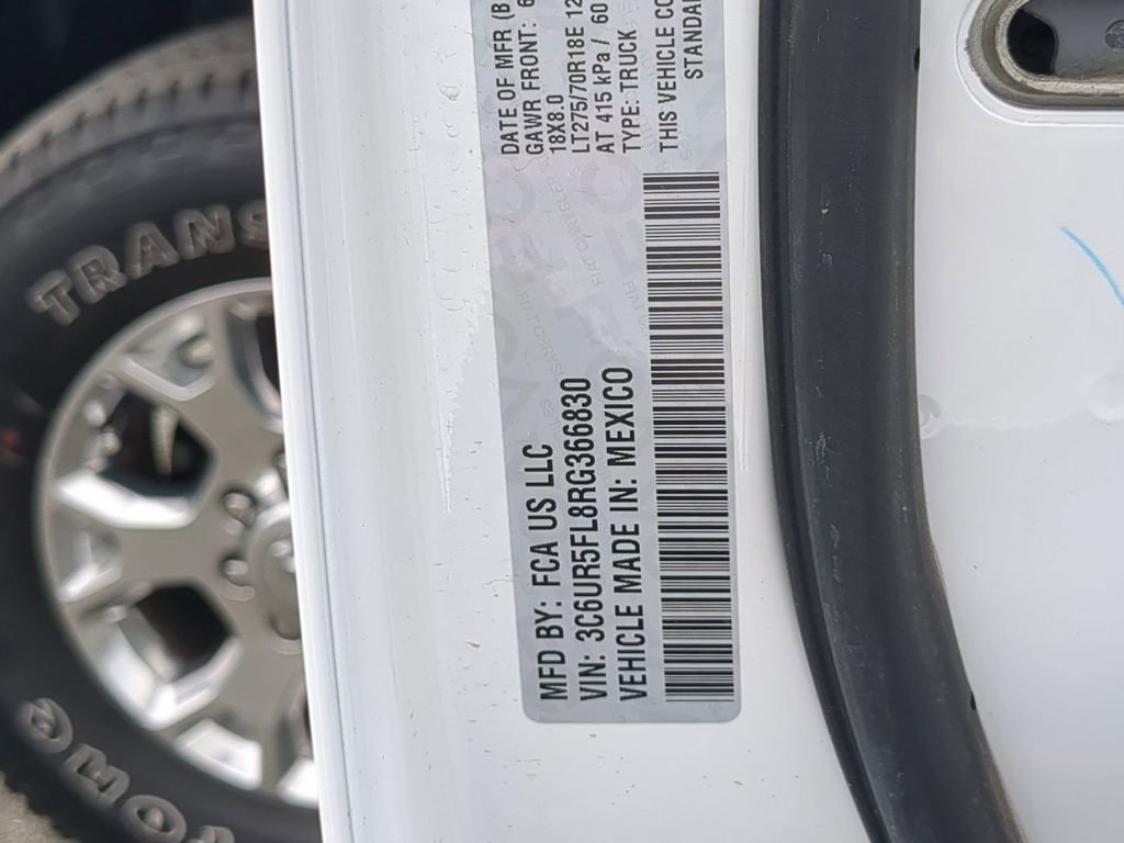 Used 2024 RAM 2500 Laramie AWD/4WD image 24