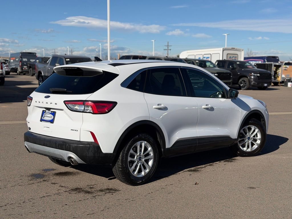 Used 2022 Ford Escape SE image 7
