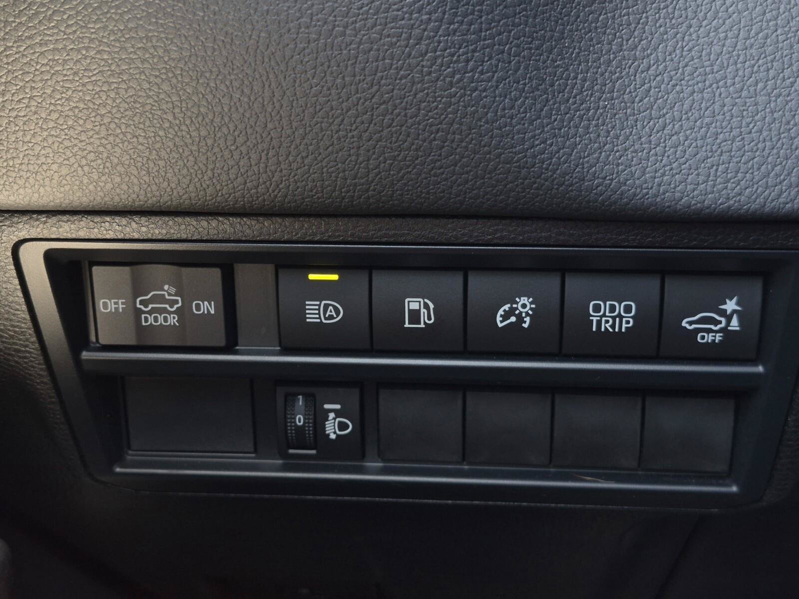 Used 2026 Toyota Tundra Limited w/ Nightshade Package RWD image 33