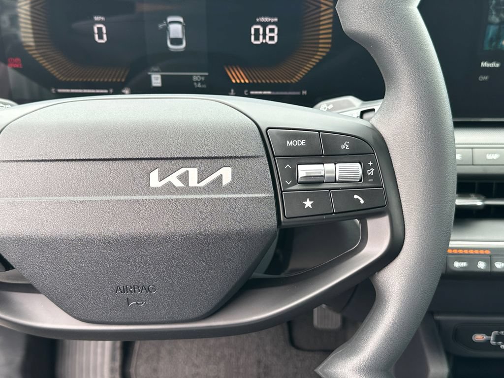 New 2026 Kia K4 FWD image 17