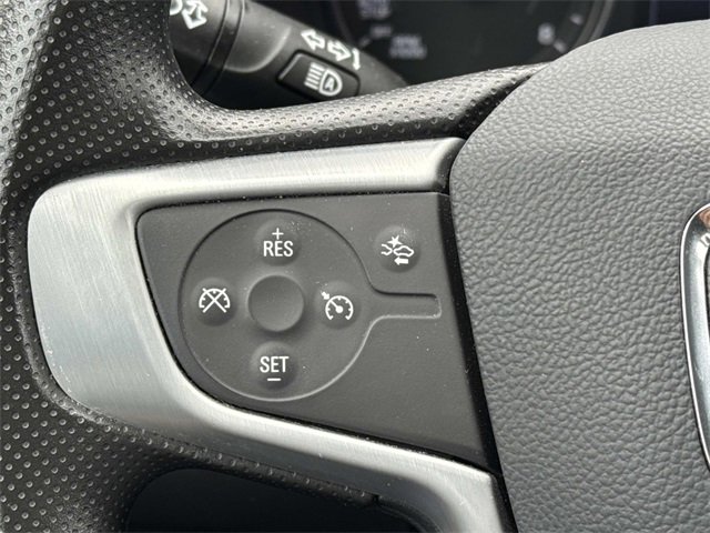 Used 2022 GMC Terrain SLE w/ Elevation Edition image 28