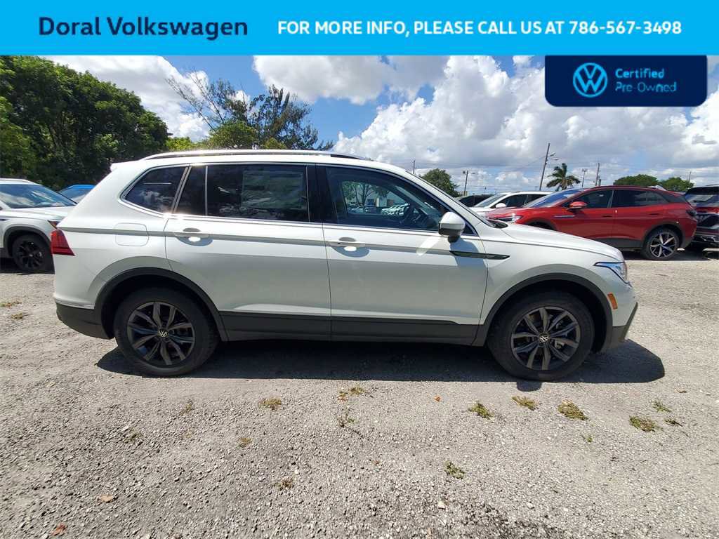 Used 2023 Volkswagen Tiguan SE image 12