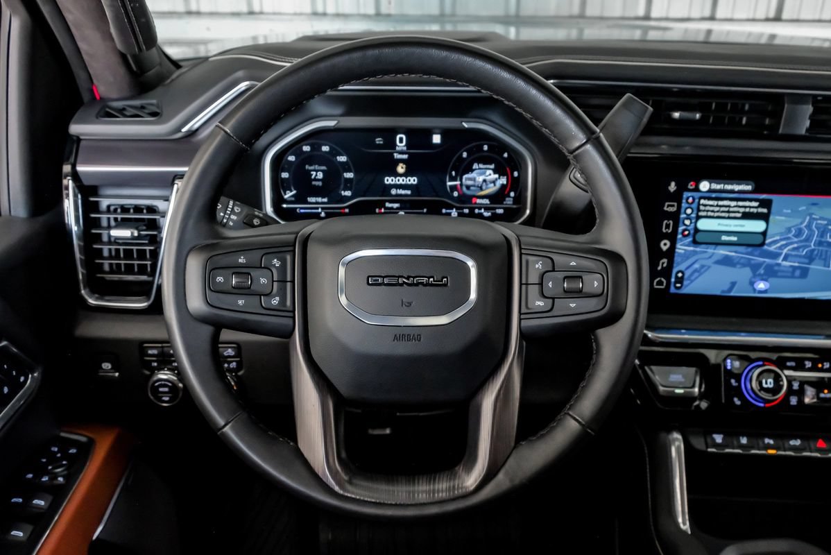 Used 2025 GMC Sierra 2500 Denali Ultimate AWD/4WD image 15