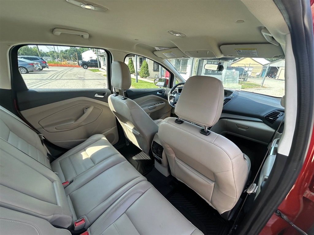 Used 2018 Ford C-MAX SE w/ Equipment Group 202A FWD image 19