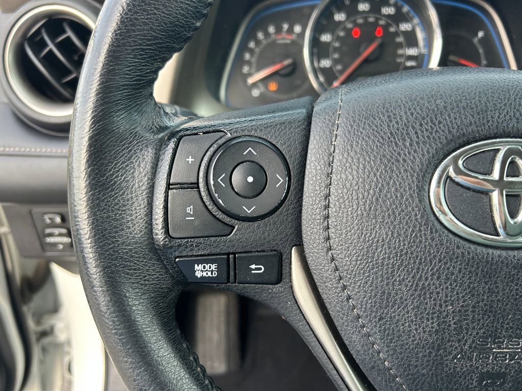 Used 2015 Toyota RAV4 Limited w/ Technology Package image 21