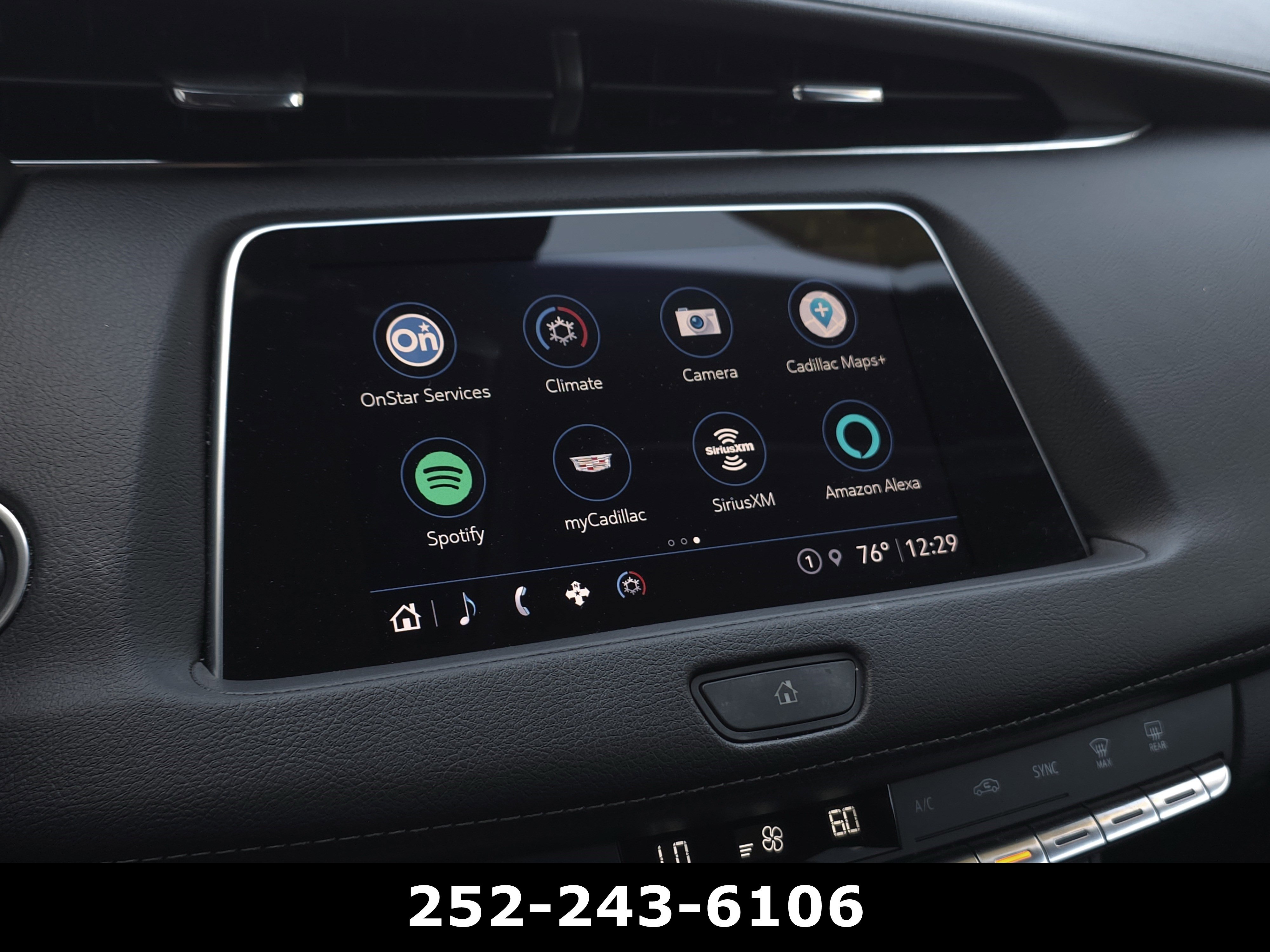 Used 2023 Cadillac XT4 Premium Luxury w/ Enhanced Visibility Package FWD image 20