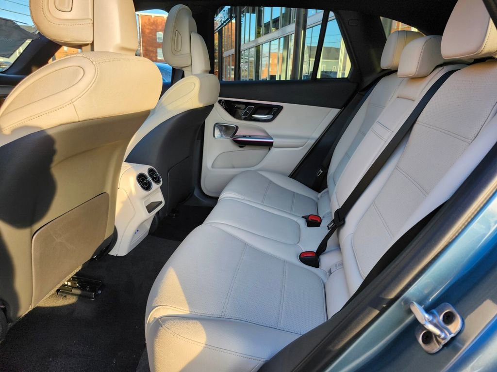 New 2026 Mercedes-Benz GLC 300 4MATIC image 16