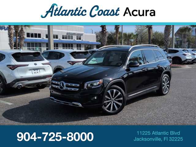 Used 2022 Mercedes-Benz GLB 250 image 1