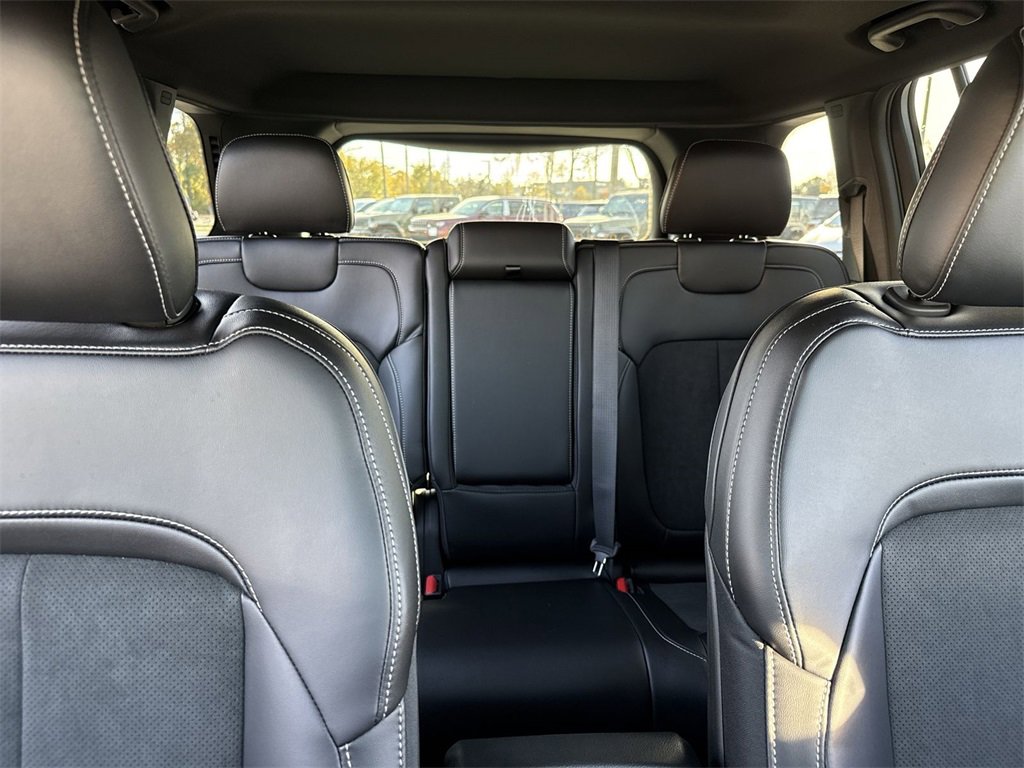 New 2025 Jeep Grand Cherokee Altitude w/ Trailer Tow Package image 27