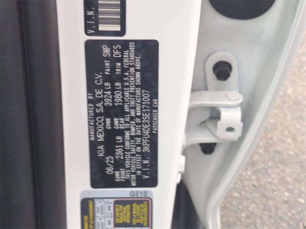 New 2025 Kia K4 EX image 31