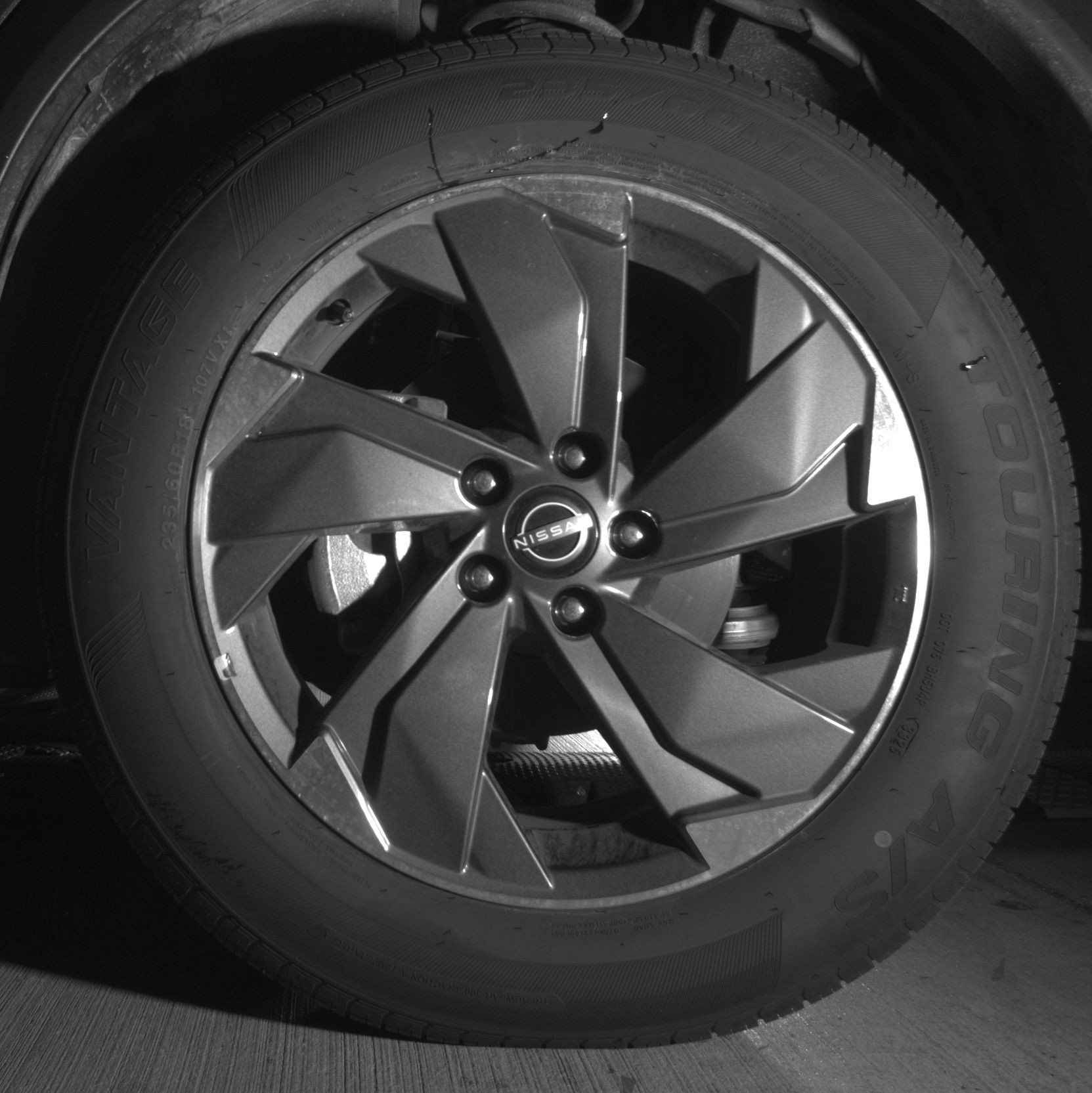 Used 2025 Nissan Rogue SV FWD image 12