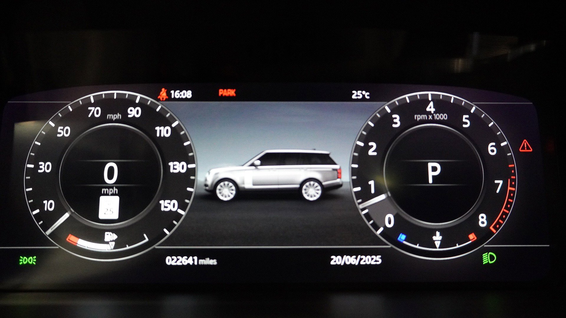 Used 2022 Land Rover Range Rover image 35