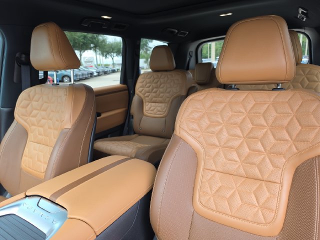 Certified 2025 Nissan Armada Platinum Reserve RWD image 23