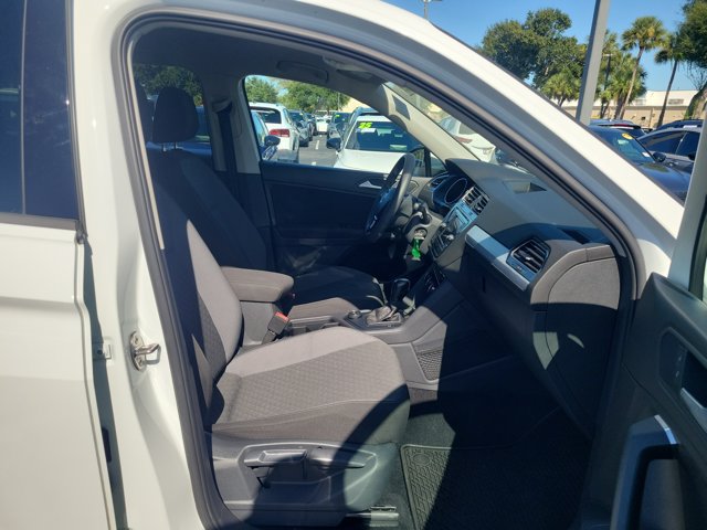 Used 2019 Volkswagen Tiguan S w/ Driver Assistance Package AWD/4WD image 10