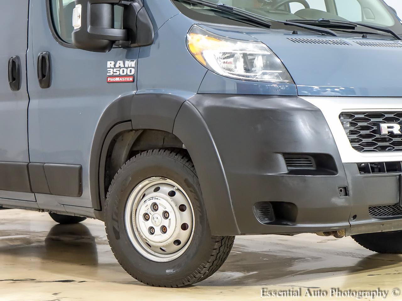 Used 2020 RAM ProMaster 3500 FWD image 3