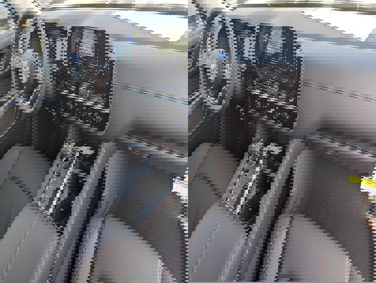 New 2025 Nissan Pathfinder SL image 28