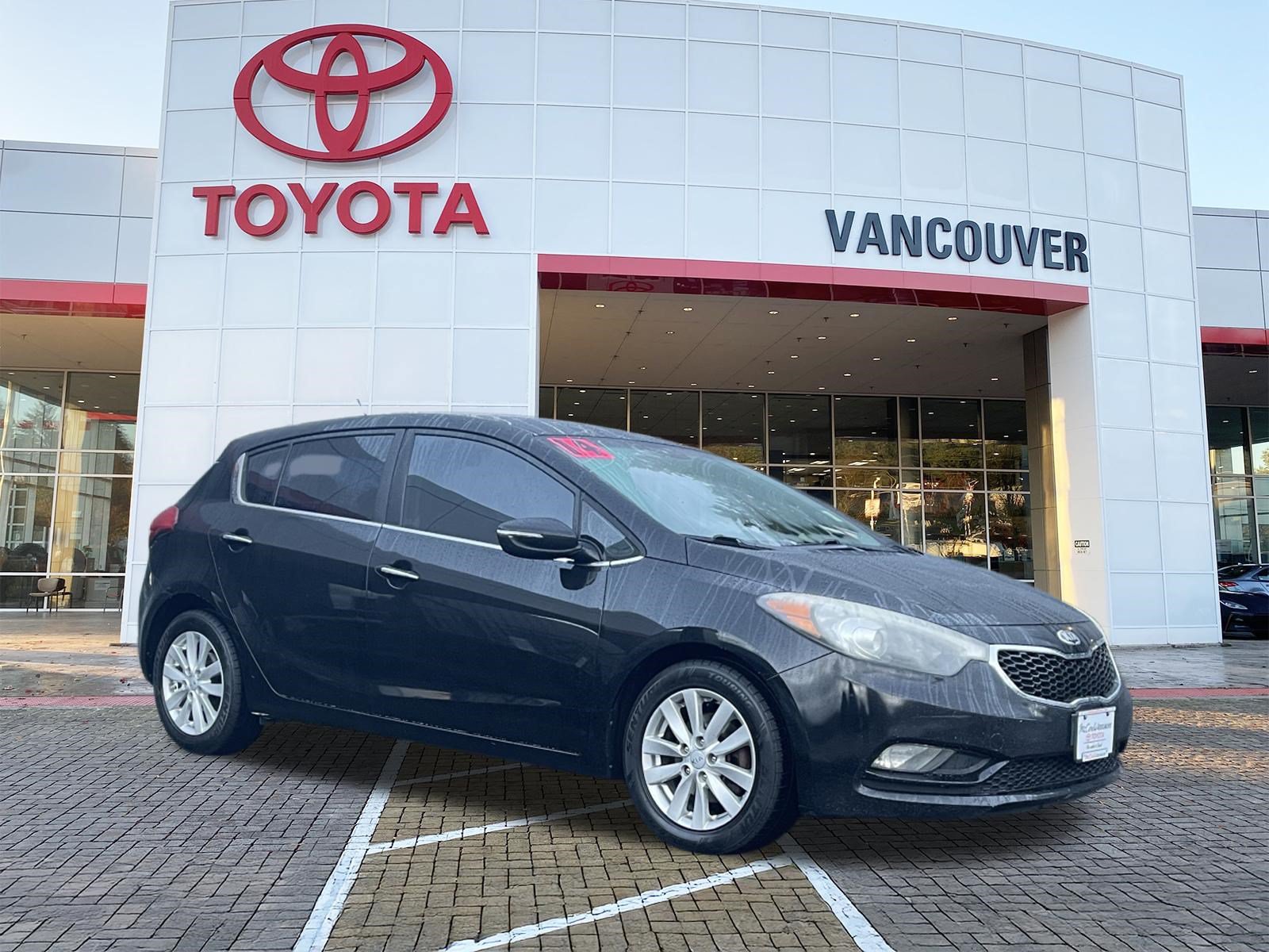 Used 2014 Kia Forte EX FWD image 1