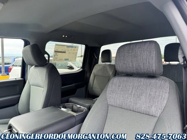 New 2026 Ford F250 XLT w/ XLT Premium Package AWD/4WD image 24