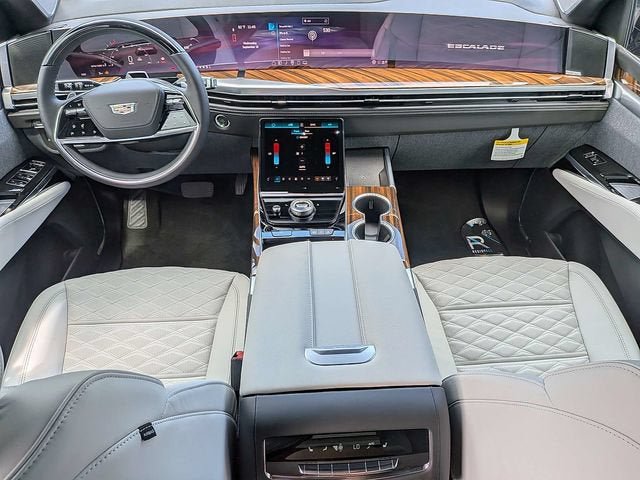 New 2026 Cadillac Escalade ESV Platinum Sport w/ LPO, ONYX Package AWD/4WD image 19