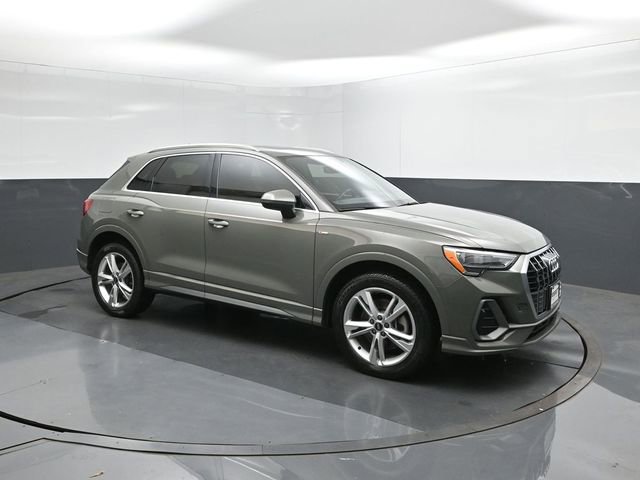 Used 2022 Audi Q3 2.0T Premium AWD/4WD image 17