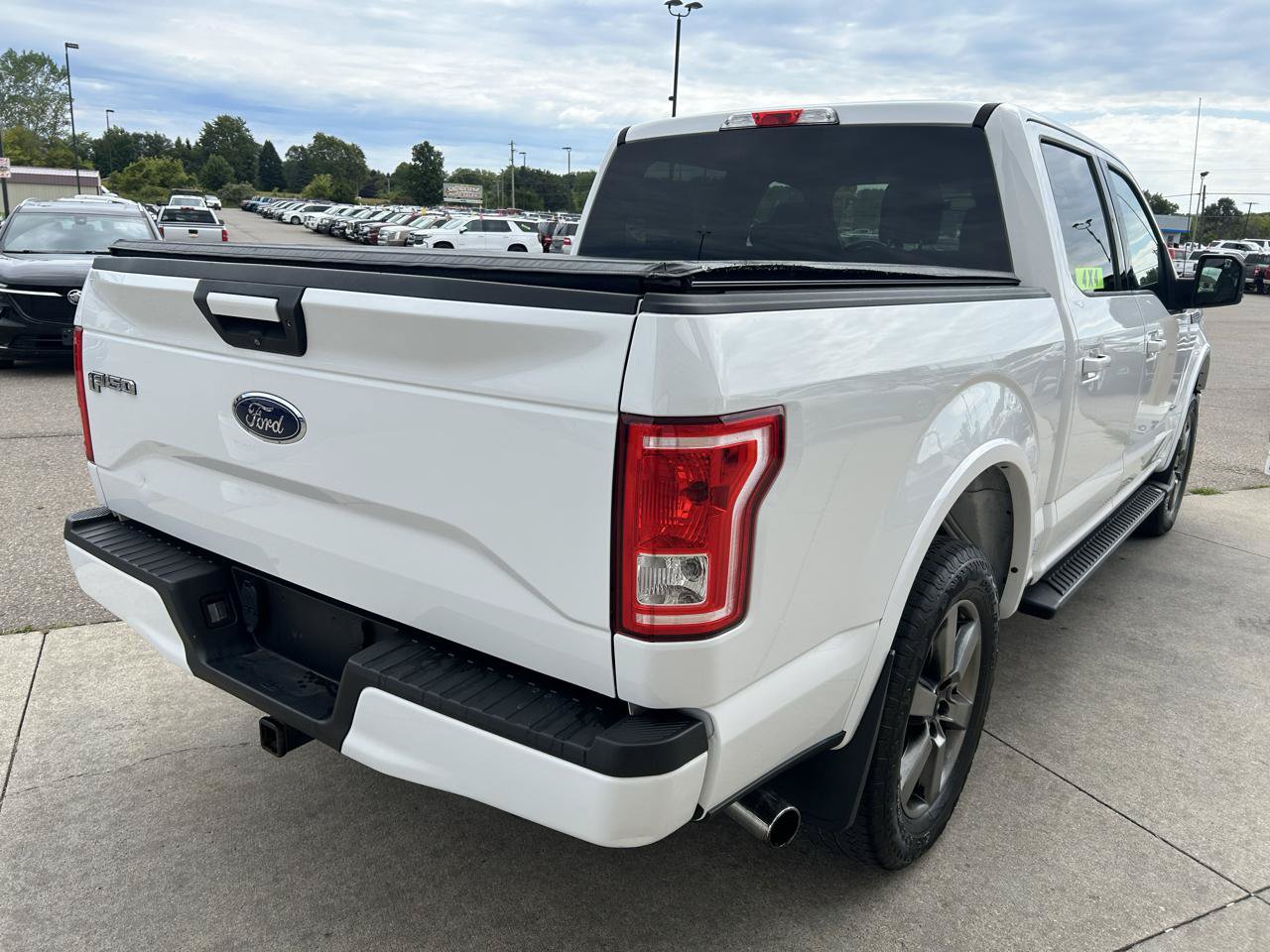 Used 2017 Ford F150 XLT w/ Equipment Group 301A Mid AWD/4WD image 5
