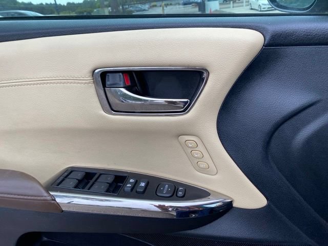 Used 2014 Toyota Avalon XLE Touring FWD image 17