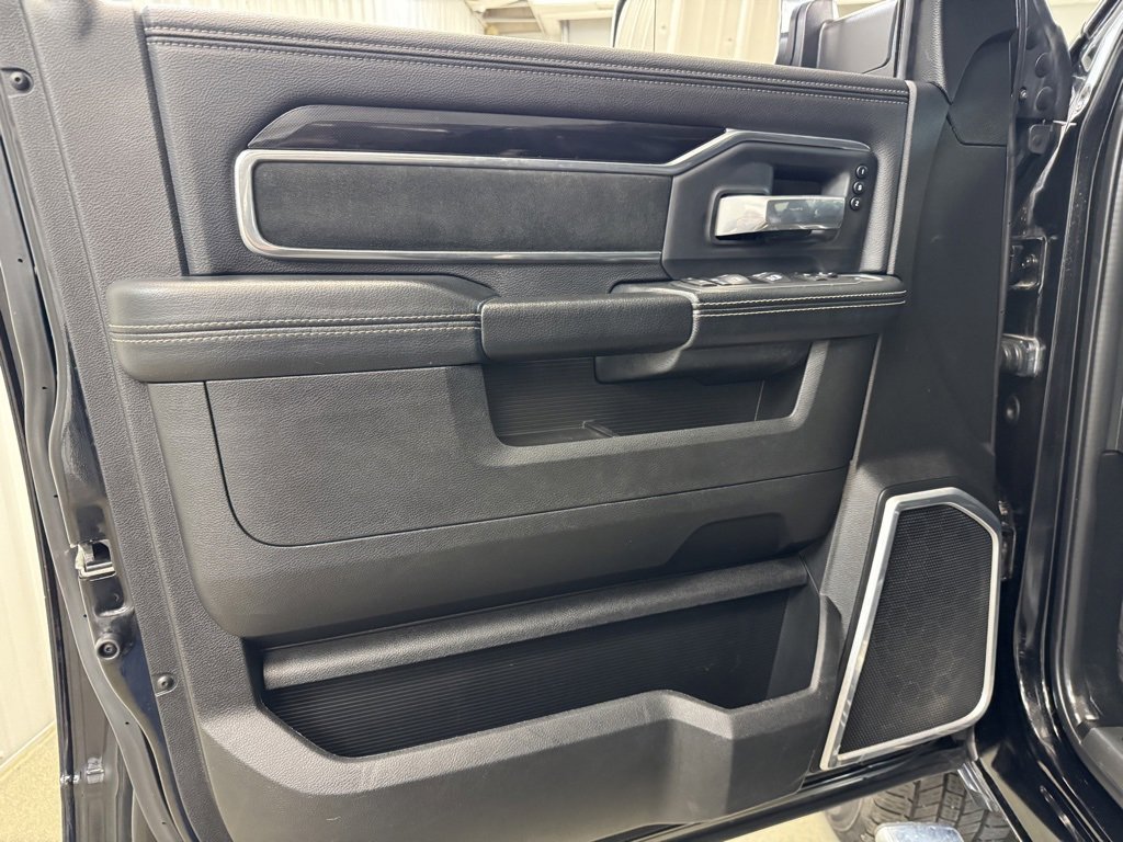Used 2021 RAM 2500 Laramie w/ Safety Group B image 9