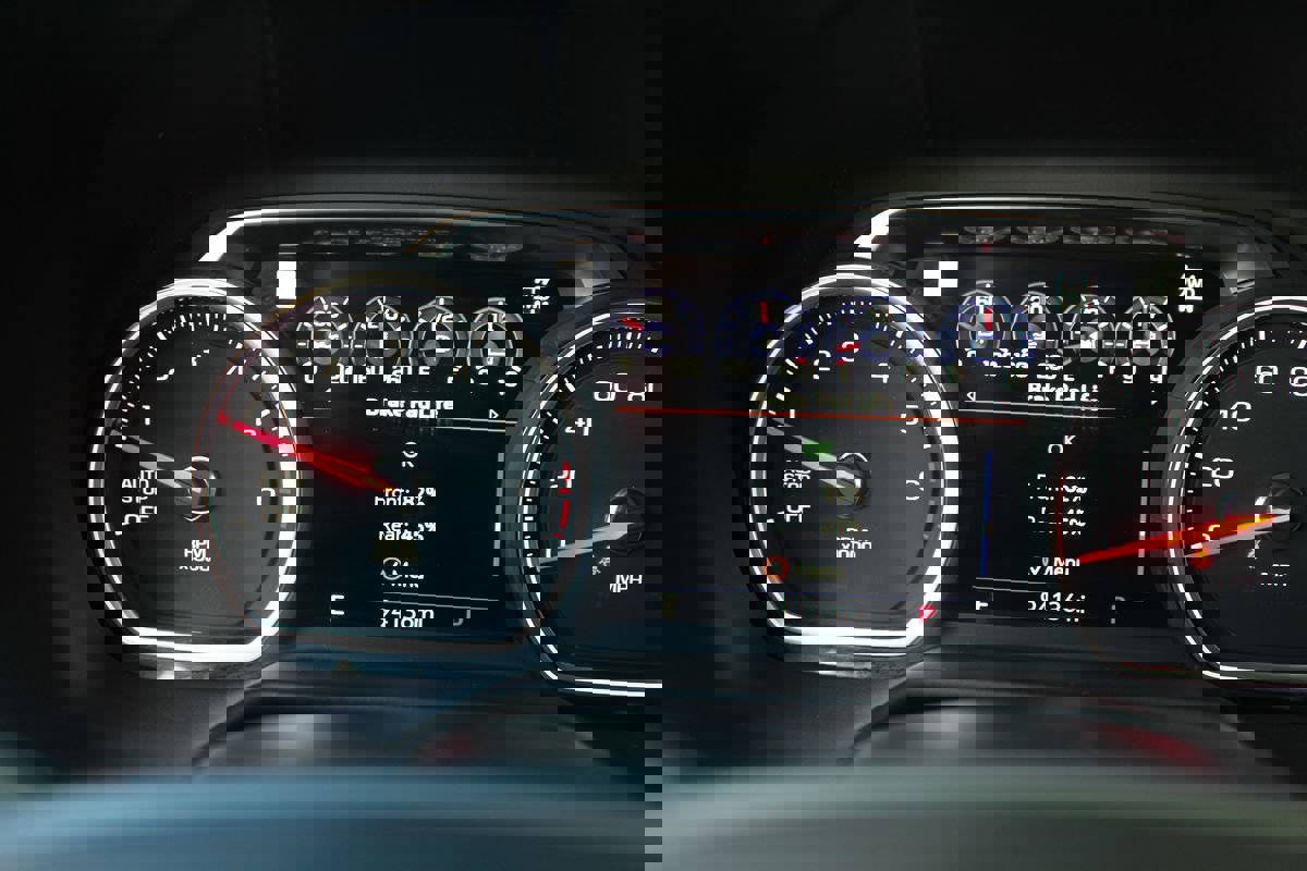 Used 2021 Chevrolet Tahoe Premier w/ Premium Package image 33