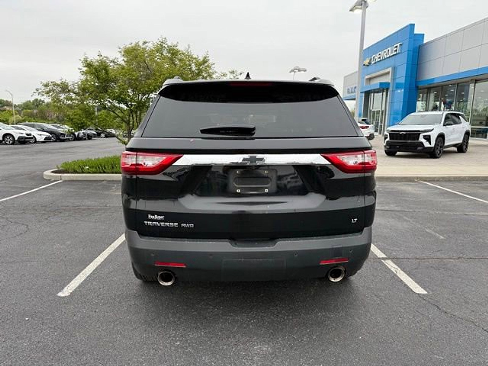 Used 2019 Chevrolet Traverse LT w/ LT Premium Package AWD/4WD image 5