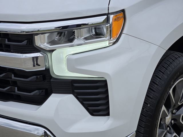 Used 2024 Chevrolet Silverado 1500 LT AWD/4WD image 9