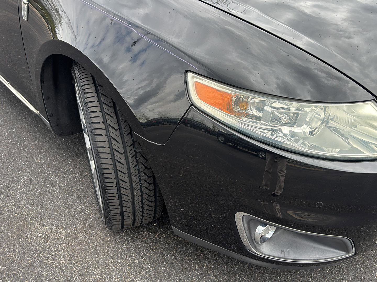 Used 2011 Lincoln MKS AWD w/ 102A Rapid Spec Order Code image 18