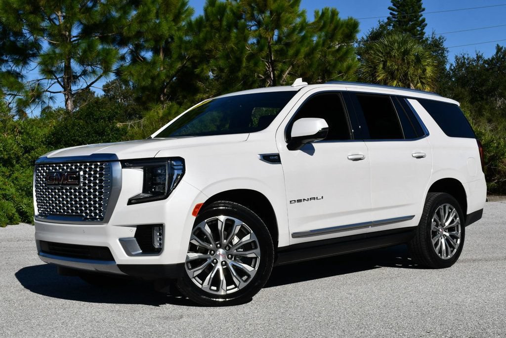 Used 2021 GMC Yukon Denali w/ Denali Premium Package RWD image 28