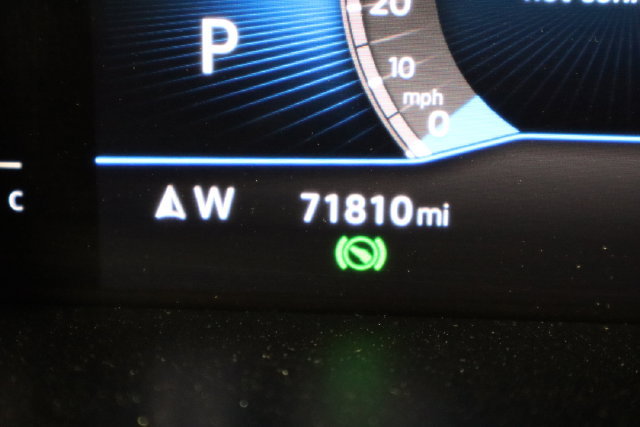 Used 2023 Volkswagen Tiguan SE R-Line FWD image 34