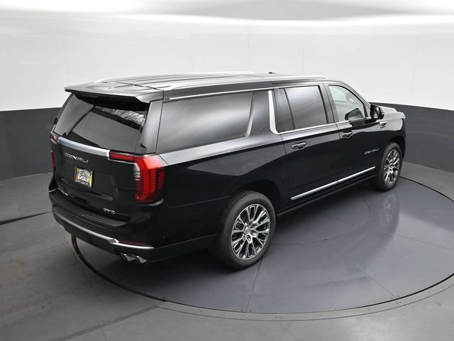 New 2026 GMC Yukon XL Denali w/ Denali Reserve Package AWD/4WD image 18