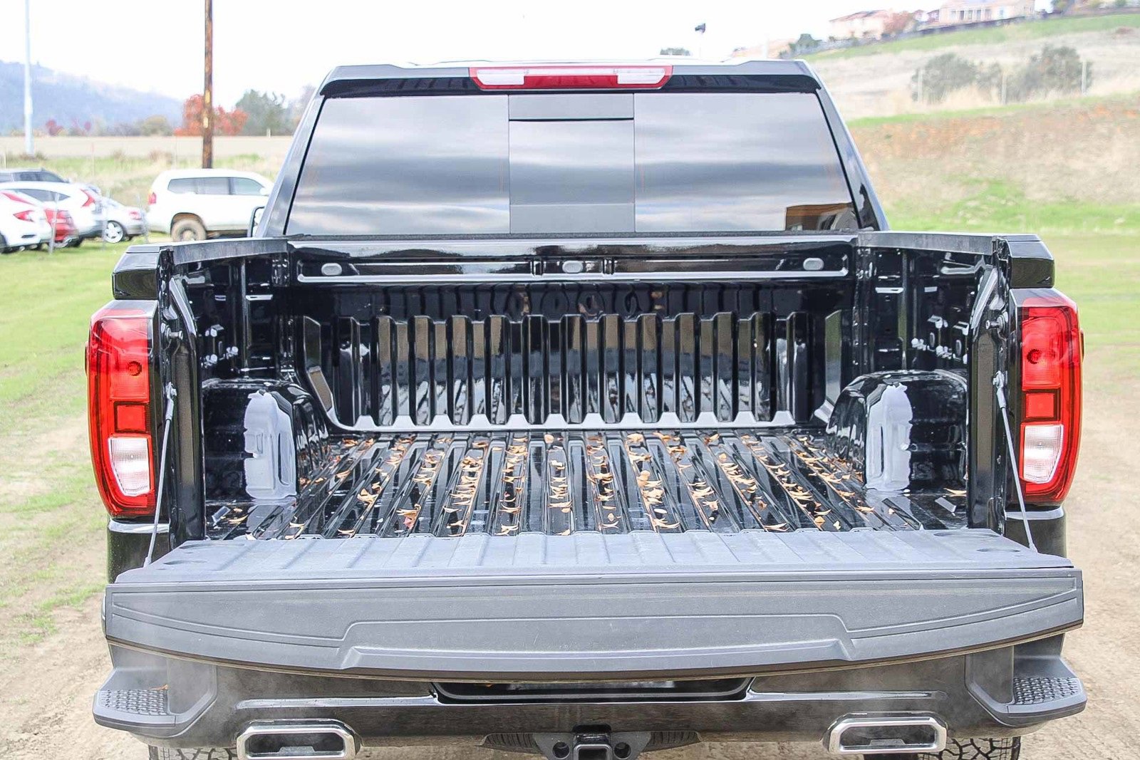 Used 2025 GMC Sierra 1500 Elevation w/ Preferred Package image 25