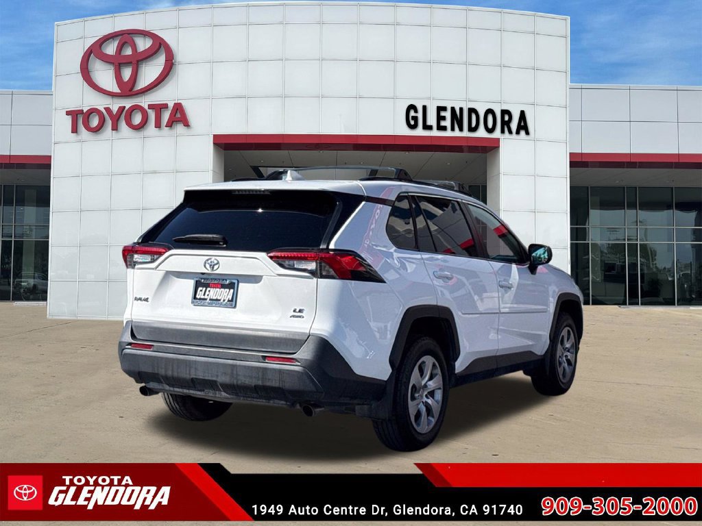 Certified 2021 Toyota RAV4 LE AWD/4WD image 13