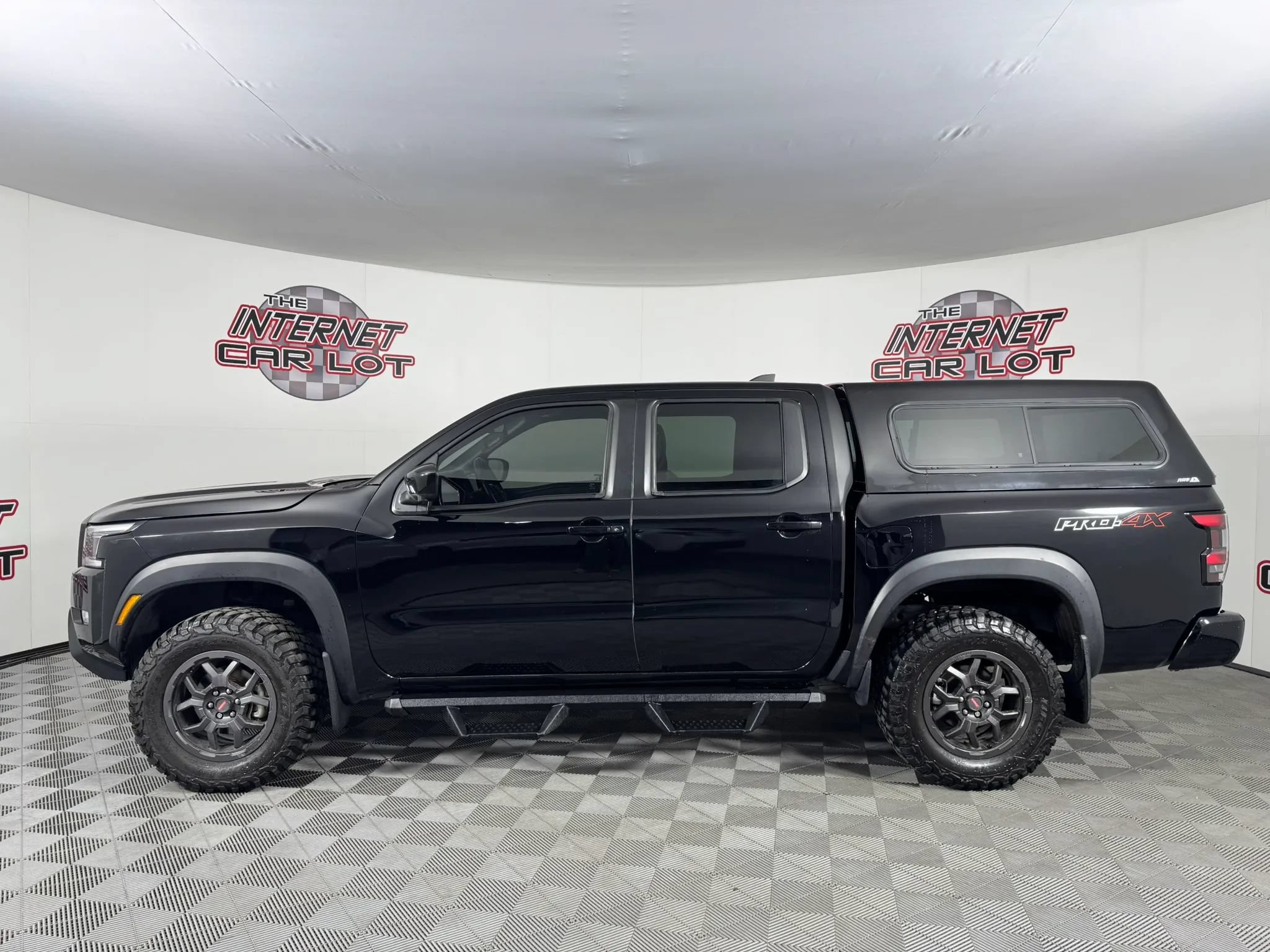 Used 2024 Nissan Frontier PRO-4X w/ Pro Premium Package AWD/4WD image 4