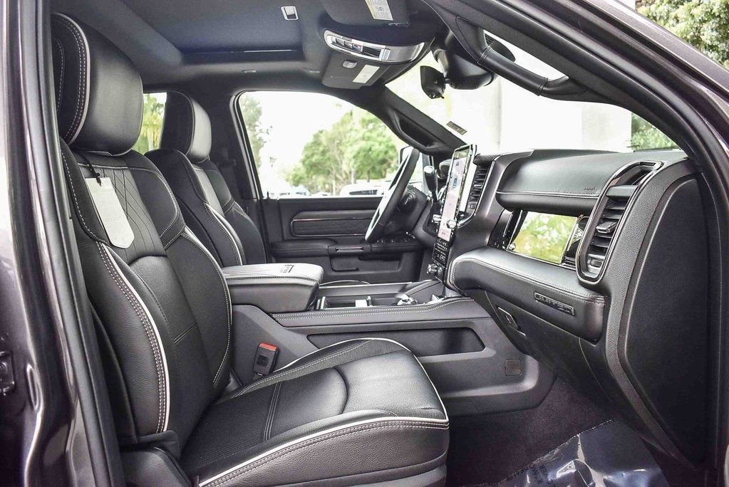 New 2026 RAM 2500 Limited image 17