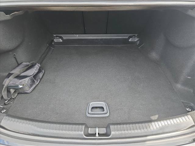 Used 2024 Mercedes-Benz C 300 Sedan image 6