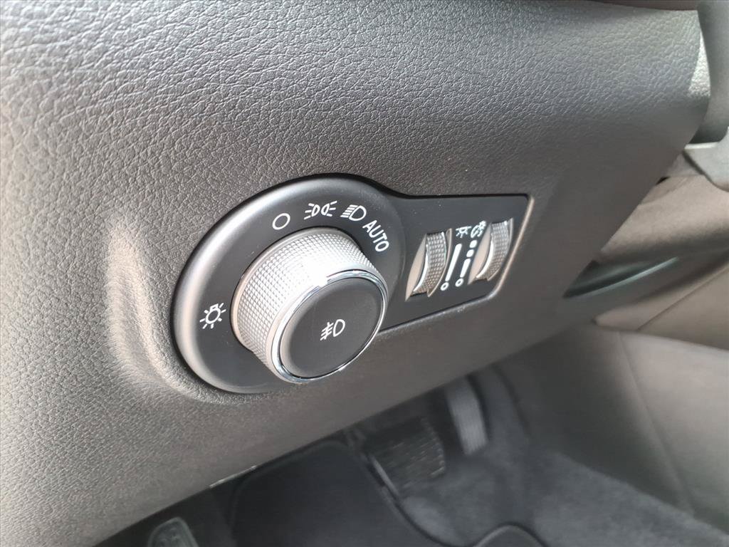 New 2026 Jeep Compass Latitude AWD/4WD image 22