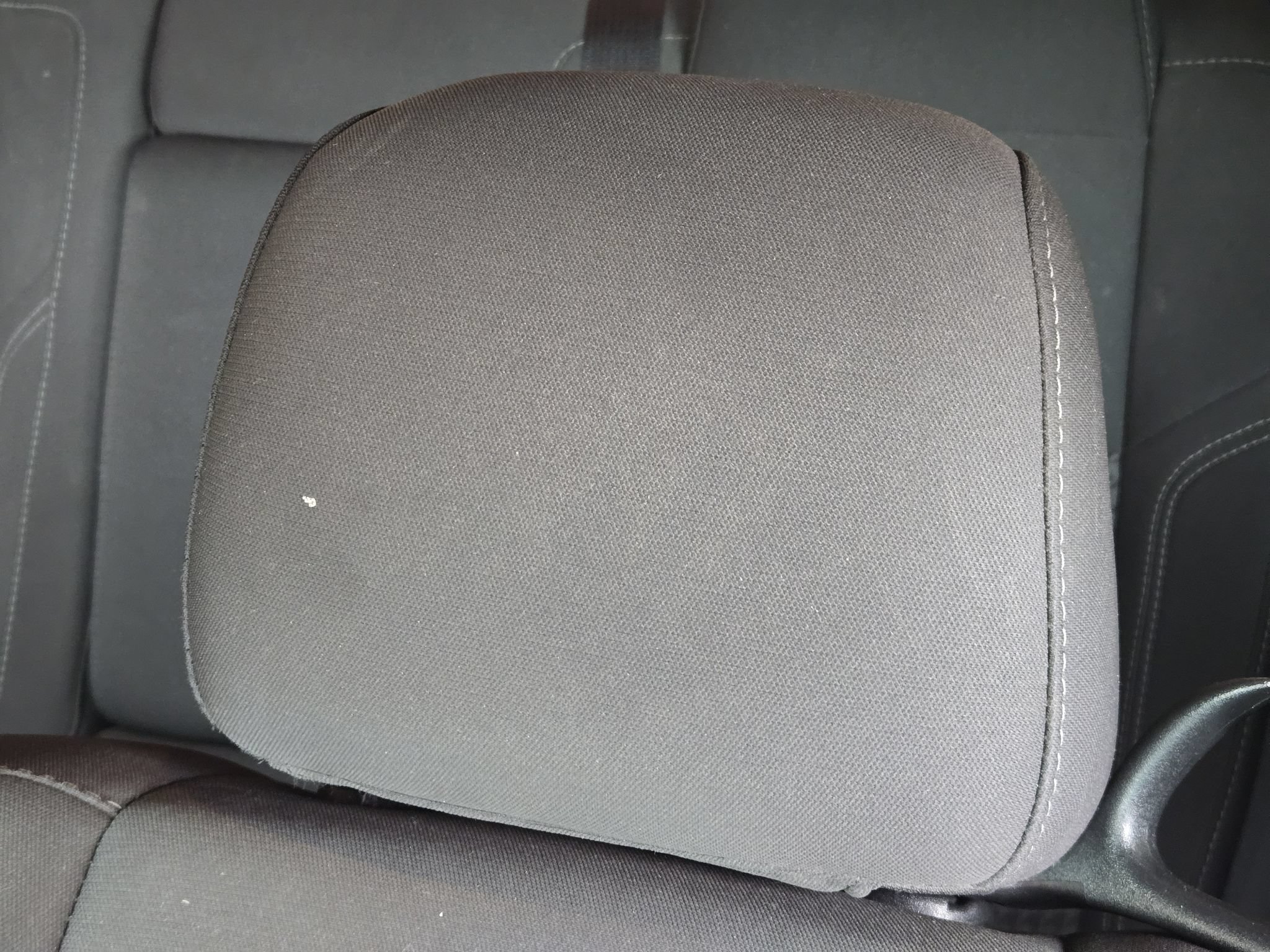 Used 2018 Dodge Challenger SXT RWD image 25