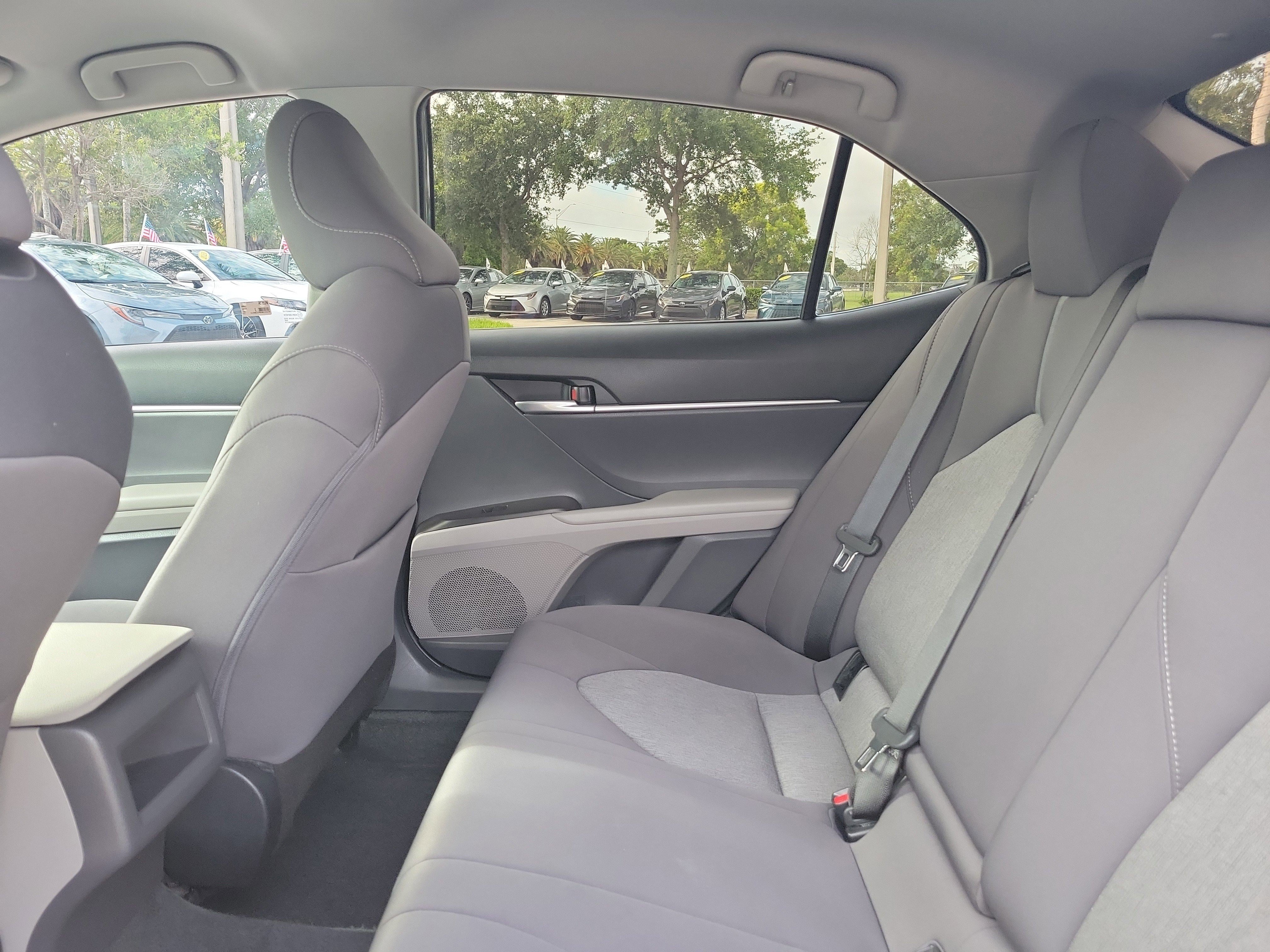 Used 2023 Toyota Camry LE FWD image 13