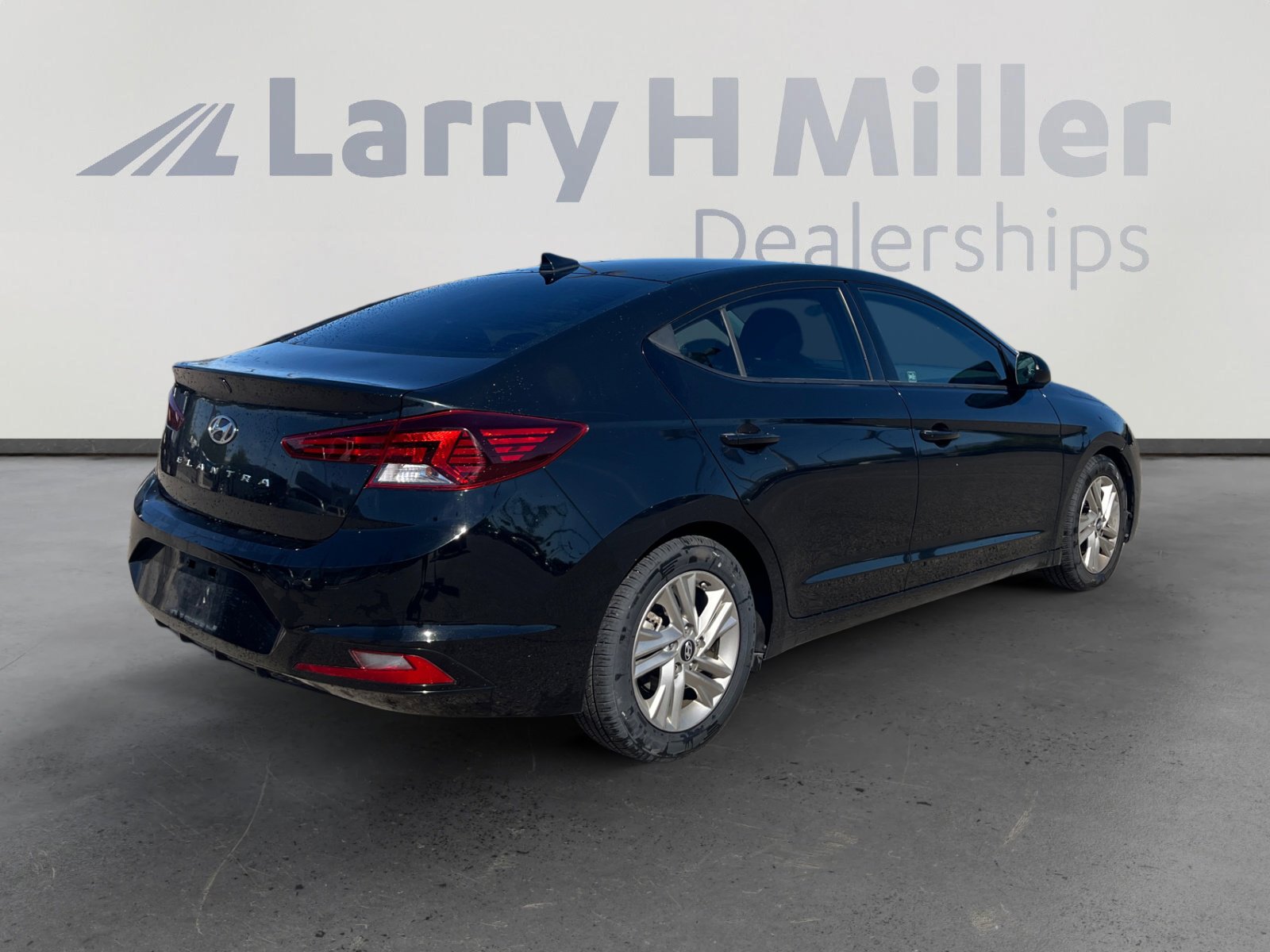Used 2019 Hyundai Elantra SEL w/ Cargo Package image 5