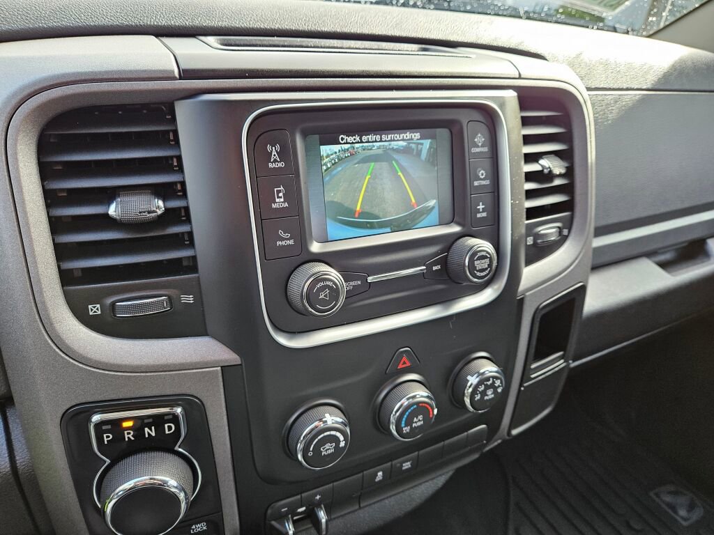 Used 2017 RAM 1500 Express w/ Express Value Package AWD/4WD image 32