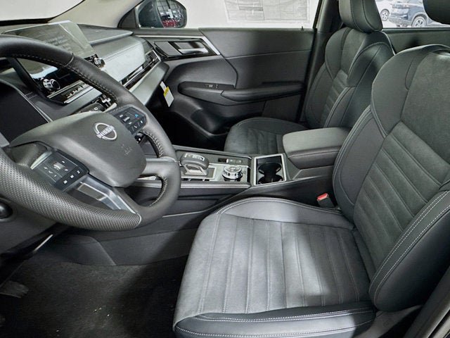 New 2026 Nissan Rogue SL AWD/4WD image 19