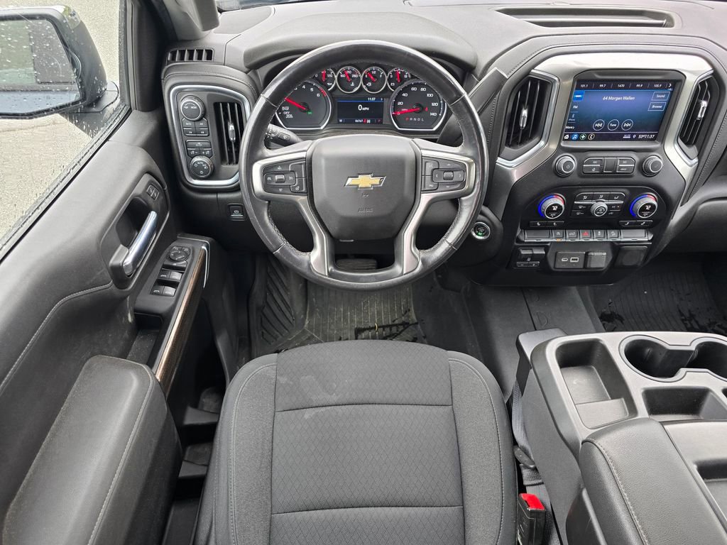 Used 2021 Chevrolet Silverado 1500 LT AWD/4WD image 16