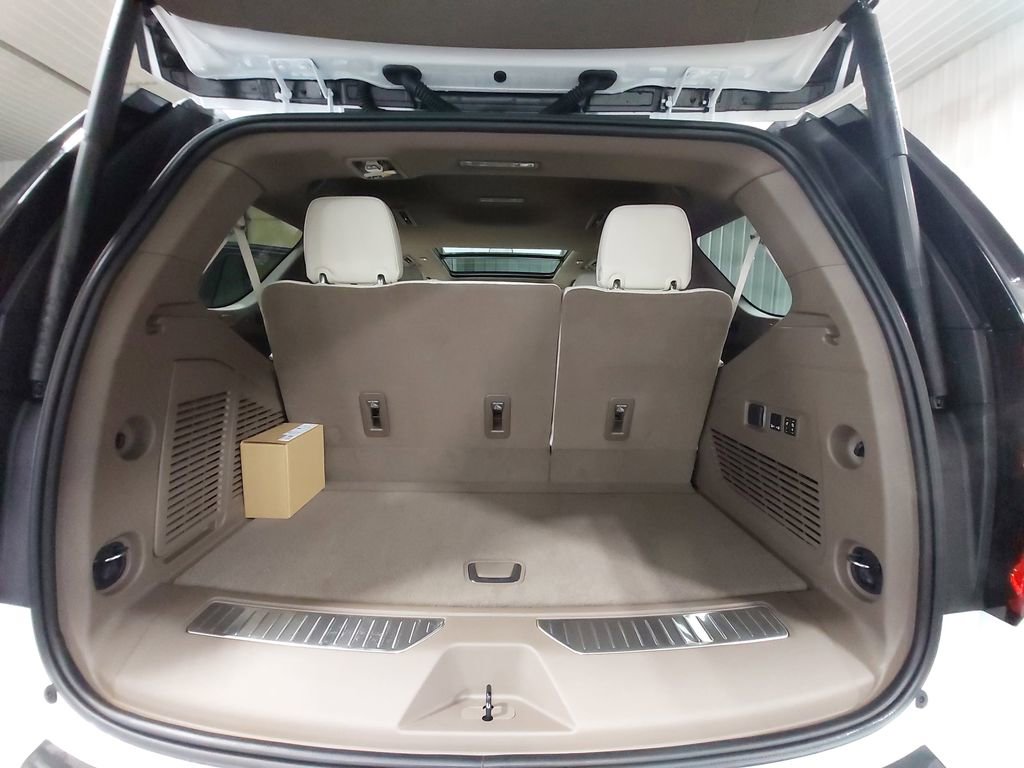 New 2026 GMC Yukon Denali w/ Advanced Technology Package image 12